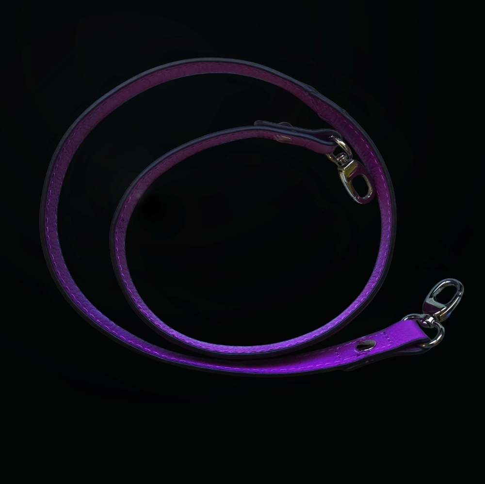 Tignello Pretty Leather Purple Women's Handbag. - Picture 12 of 12